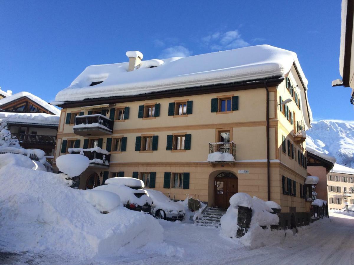 Apartament Chasa Werro Sent Zewnętrze zdjęcie