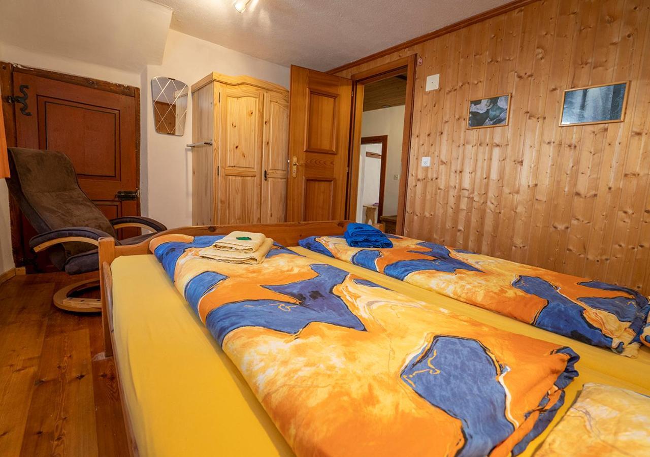 Apartament Chasa Werro Sent Zewnętrze zdjęcie